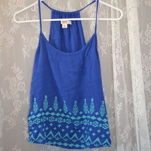 Blue tank with teal details